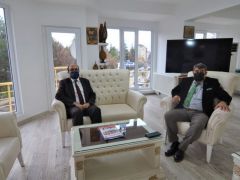 Başkan Mustafa Çöl, Kaymakam Eflatun Can Tortop’u Ziyaret Etti