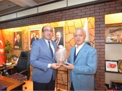 Ak Parti İstanbul Milletvekili Mustafa Ataş’tan Başkan Mustafa Çöl’e Ziyaret