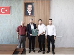 Yeşilay Afyonkarahisar Şube Başkanı Arif Kavas’tan, Başkan Adnan Öztaş’a Ziyaret