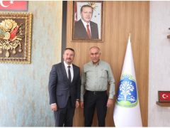 Cuma Mahallesi Muhtarı Mehmet Kuzpınar’dan, Başkan Adnan Öztaş’a Ziyaret