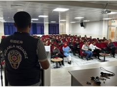 İl Emniyet Müdürlüğü Ekipleri Bilgilendirdi