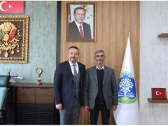 Tapduk Emre Mahallesi Muhtarı Mustafa Yıldız’dan, Başkan Öztaş’a Ziyaret