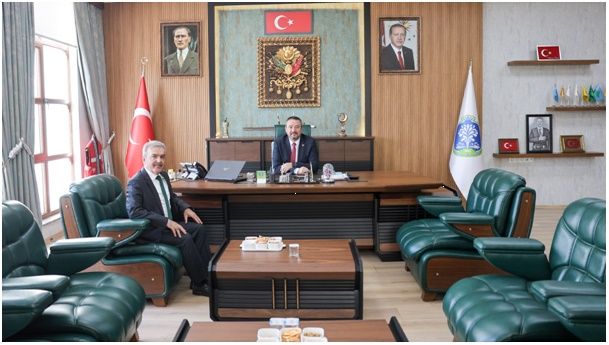 Tapu Müdürü Mehmet Yağcı’dan Başkan Adnan Öztaş’a Ziyaret