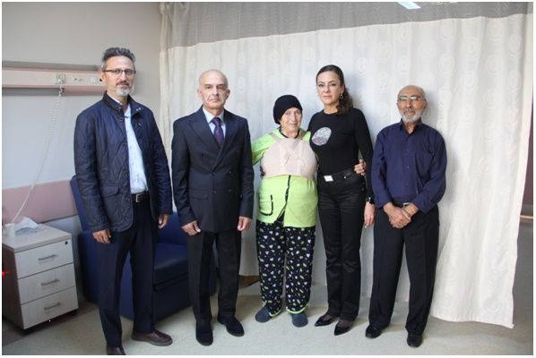 “Afyonkarahisar Devlet Hastanesinde Başarılı Bir Kalp Ameliyatı Daha: 70 Yaşındaki Hasta Sağlığına Kavuştu