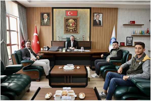 TMO Müdürü Kahraman Yakan’dan Sandıklı Belediye Başkanı Adnan Öztaş’a Ziyaret