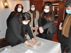 Dr. Öğretim Üyesi Ülkü Küçükkurt, Sandıklı Kadın Kültür Evinde Keçe Atölye Çalışması Gerçekleştirdi