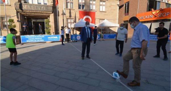 Sokak Futbol Turnuvası Başladı