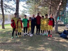 Taytak sporcuları tebrik etti
