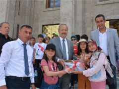 Milletvekili Taytak öğrencileri Meclis’te ağırladı