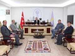 Başkan Çöl, Afyon Esnaf Odası Başkanlığını Ziyaret Etti
