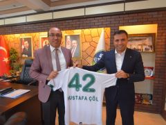 Konyaspor Başkanı Fatih Özgökçenden, Başkan Mustafa Çöl’e Ziyaret