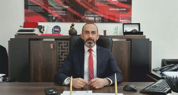 “Bir Öğretmenin en Önemli Özelliği, Sevgi Dolu Yüreği ve Adanmışlık Ruhudur”