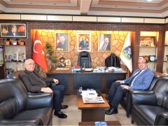 Fethi Yaşar’dan Mustafa Çöl’e Ziyaret