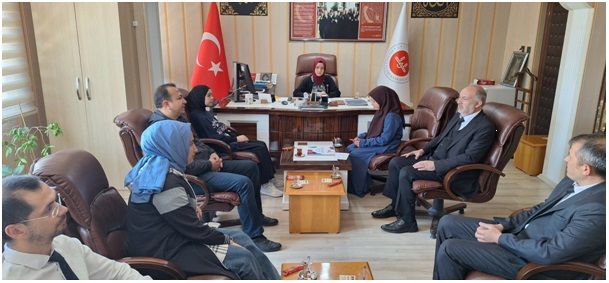İlçe Müftüsü Ömer Ünal Makamını, Vekil Müftüye Teslim Etti