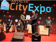 Sandıklı Belediyesi’nden Antalya’da Çevre Odaklı Sunum
