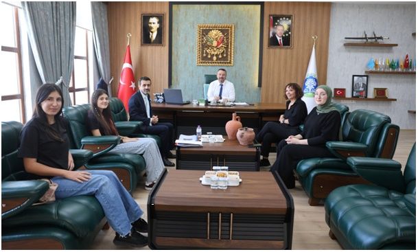 Afyonkarahisar Dumlupınar Bilim ve Sanat Merkezi’nden  Sandıklı Belediye Başkanı Adnan Öztaş’a Ziyaret