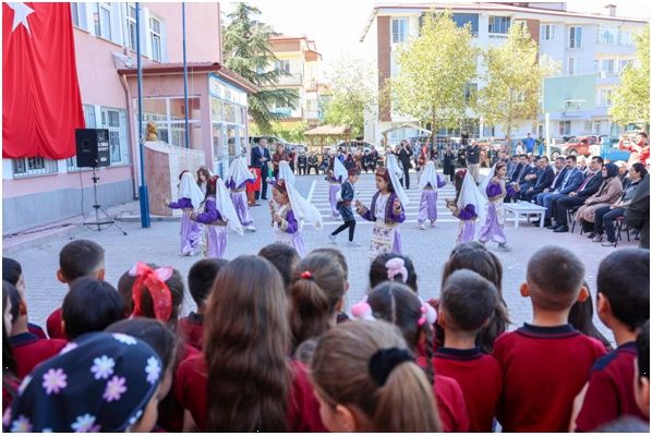 İlköğretim Haftası Coşkuyla Kutlandı