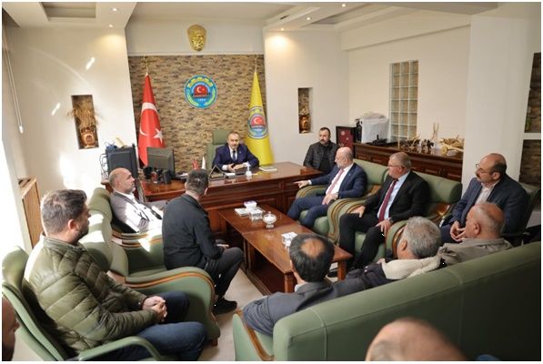 Prof. Dr. Veysel Eroğlu’ndan Sandıklı Ziraat Odası Başkanlığına Ziyaret