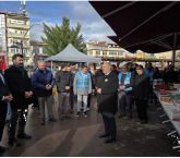 Hayır Çarşısı Yoğun İlgi Gördü