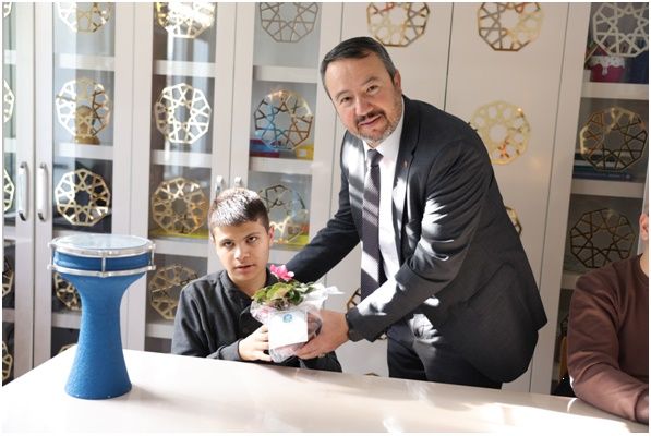 Belediye Başkanı Adnan Öztaş’tan Engelliler Günü Ziyaretleri